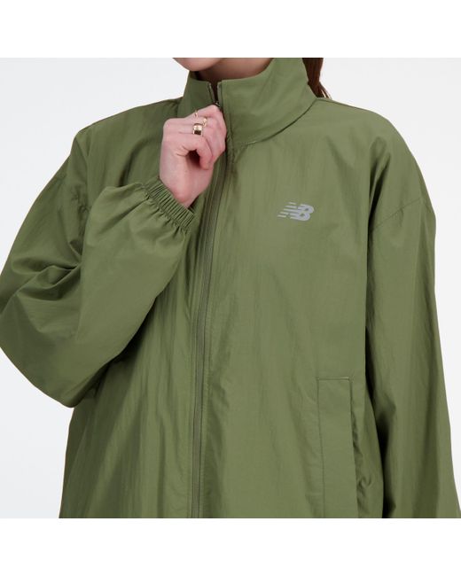 New Balance Green Athletics packable jacket in grün