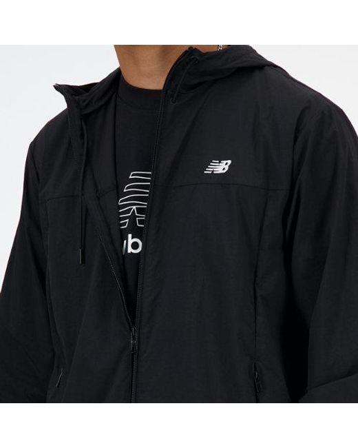 New Balance Athletics woven jacket in schwarz in Blue für Herren