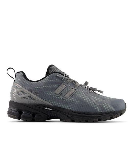 New Balance Black 1906R