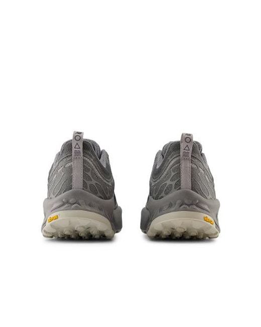 Hombre Fresh Foam X Hierro V8 En, Talla New Balance de hombre de color Gray