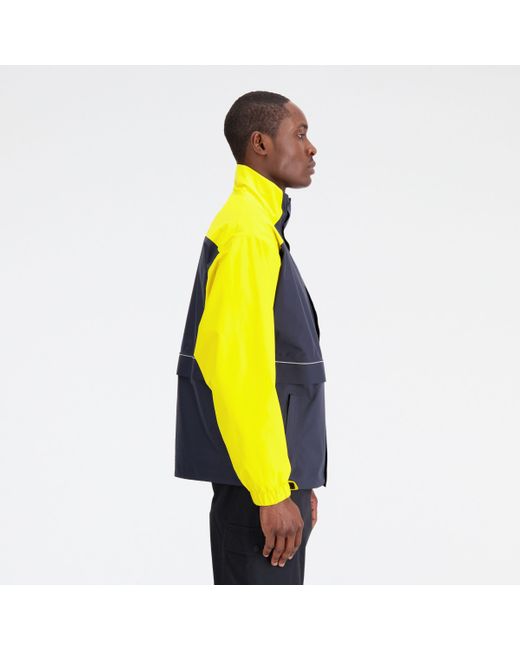 Archive waterproof gore-tex jacket in nero di New Balance in Multicolor da Uomo