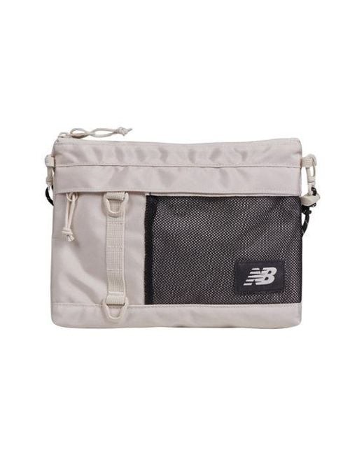 Athletics Small Crossbody di New Balance in Gray