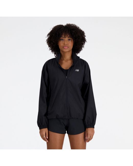 New Balance Black Athletics packable jacket in schwarz