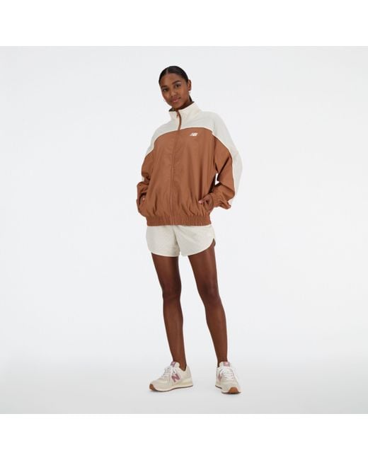 New Balance Brown Sportswear's greatest hits woven jacket in braun