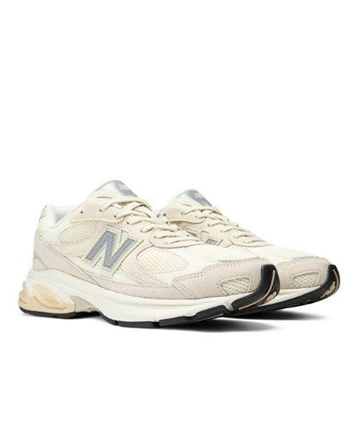 New Balance White Abzorb 2010
