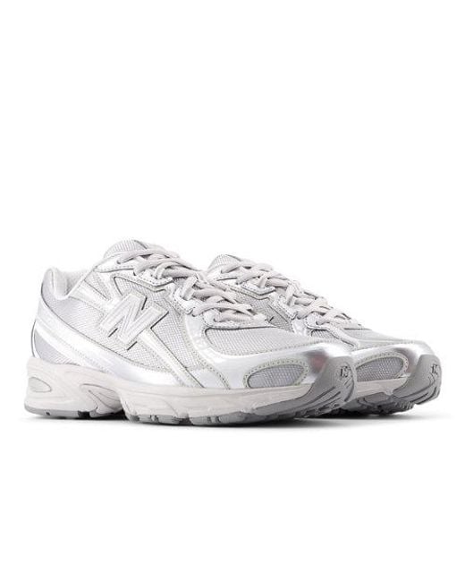 New Balance White 740