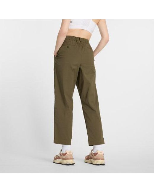 New Balance Boylston Twill Tapered Pant in het Green