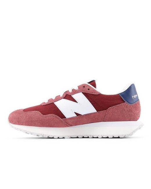 New Balance Red 237