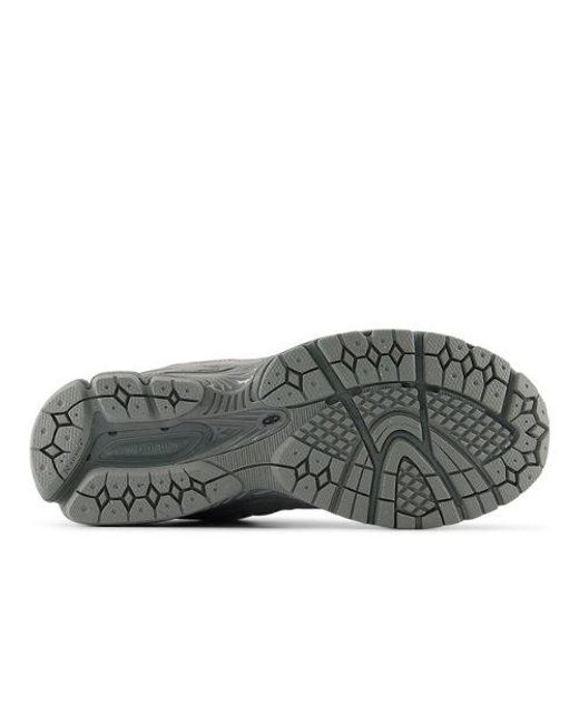 New Balance Gray 2002R Sneakers