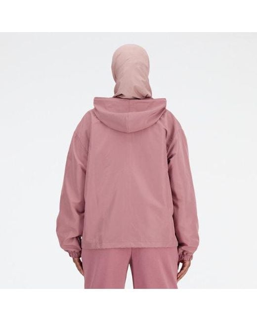 New Balance Iconic Collegiate Woven Jacket In Pink Polywoven