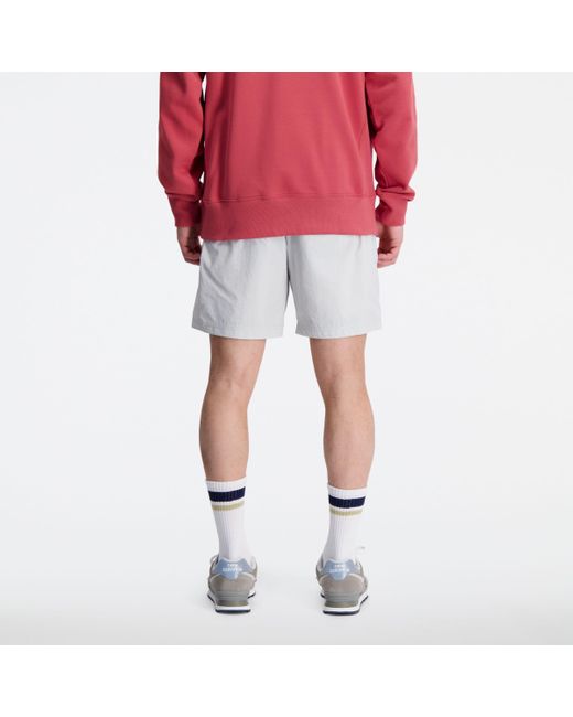 New Balance Athletics remastered woven shorts in grau in Pink für Herren