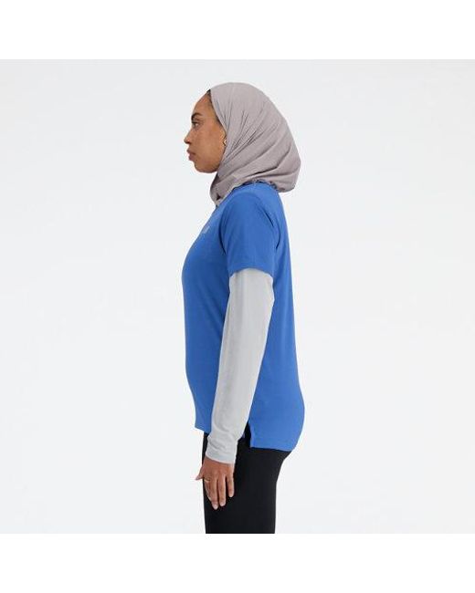 Femme Sport Essentials T-Shirt En, Poly Knit, Taille New Balance en coloris Blue