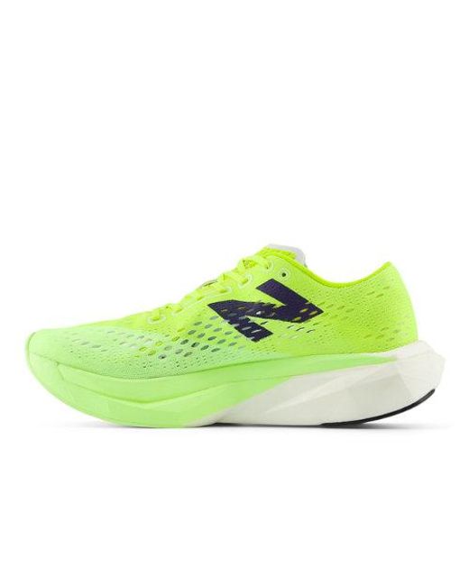 New Balance Green Fuelcell Supercomp Pacer V2 Running Shoes
