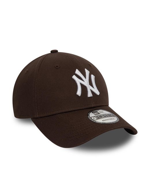 KTZ Black New York Yankees League Essential Dark 9forty Adjustable Cap for men