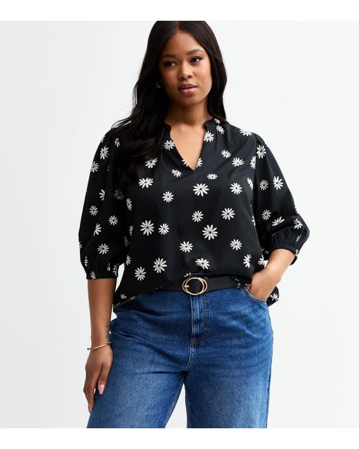 New Look Black Plus Size Daisy Print Crepe Blouse Curves