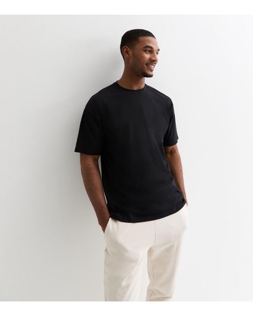 New Look Black Cotton Crew Neck Oversized T-Shirt for men