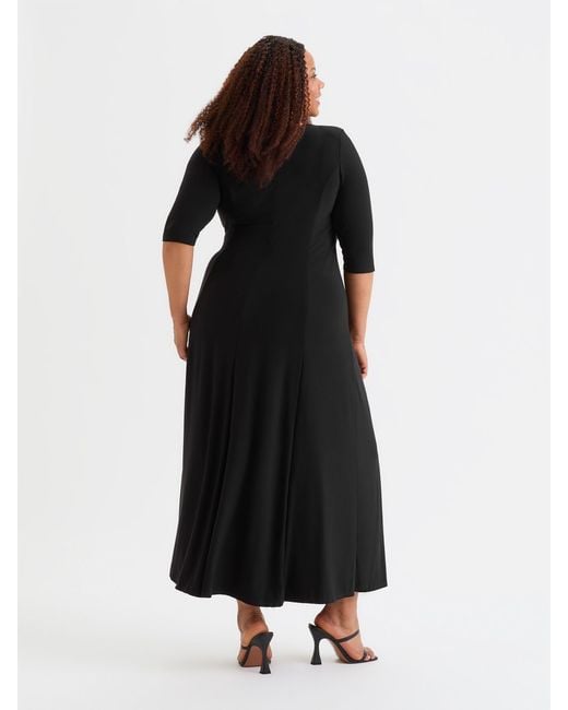 Scarlett & Jo Black Solid Ruched Maxi Gown