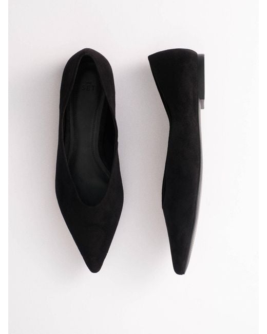 The Set Black Point Toe Ballet Flats