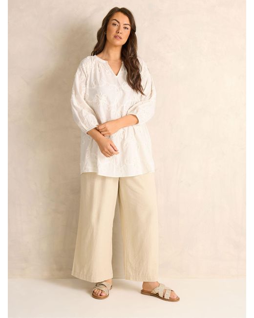 Evans White Applique Top