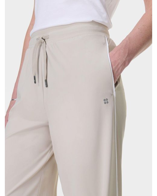 Sweaty Betty White 32 Inch Inside Seam Explorer Wide Leg 30 Trousers