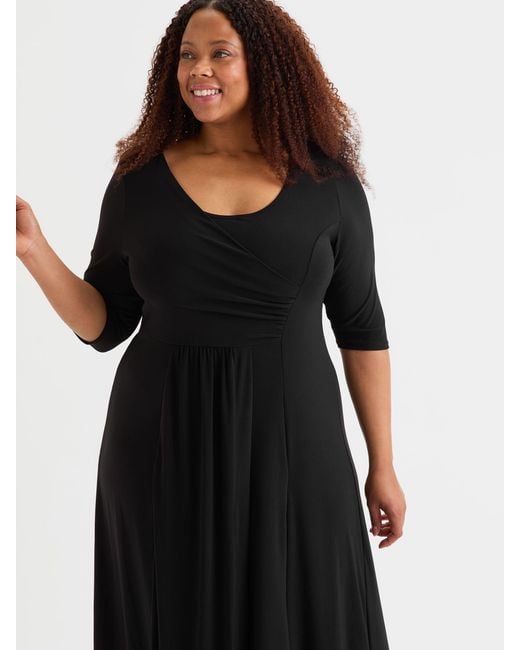 Scarlett & Jo Black Solid Ruched Maxi Gown