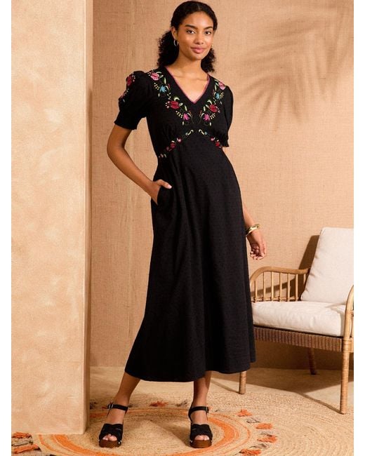 Love & Roses Black Dobby Embroidered V-Neck Short Sleeve Midi Dress