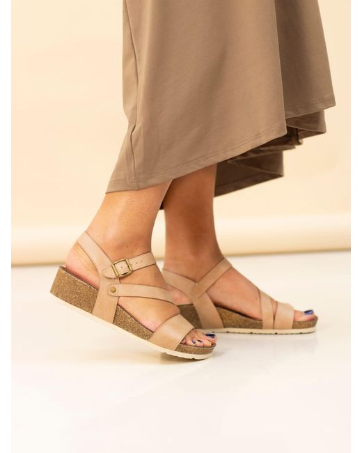 Lunar Natural Cluster Sandals
