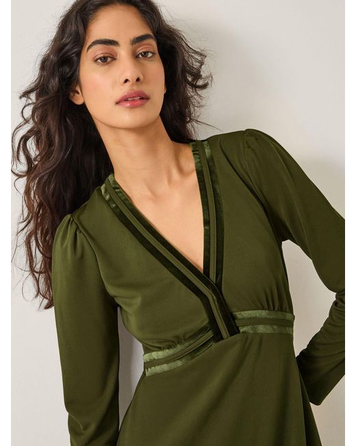 Monsoon Women's Green Viv Velvet Trim Long Sleeve Midi Dress -  thefunkyskunk.ie