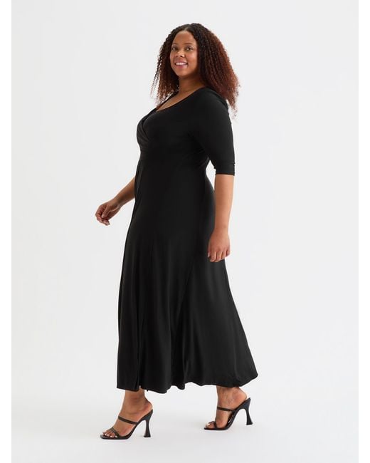 Scarlett & Jo Black Solid Ruched Maxi Gown