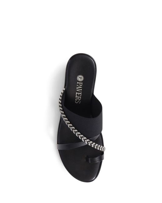 Pavers Black Smart Toe Post Sandals