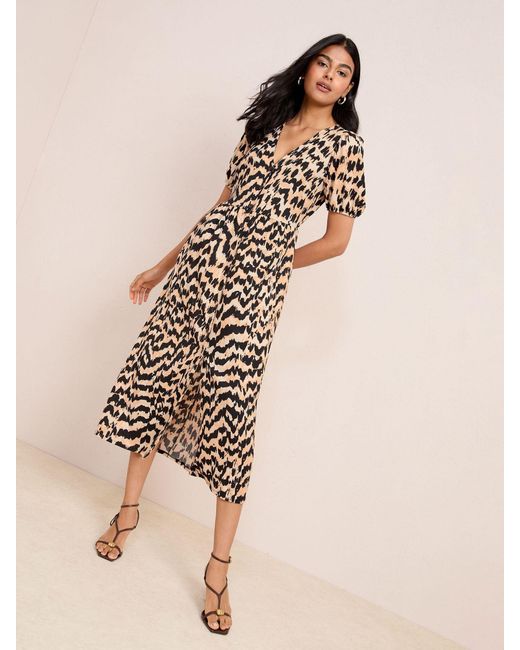 Friends Like These Textured Jersey Puff Sleeve V-Neck Button Midi Dress in  Natural | Lyst
