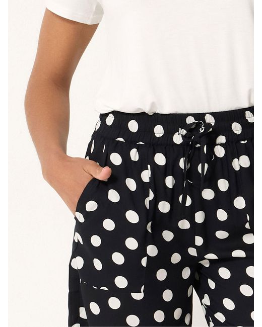 M Com White Printed Shorts