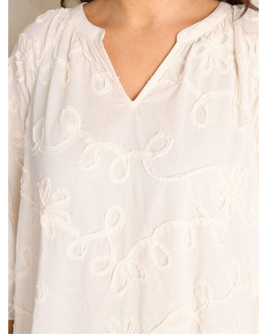 Evans White Applique Top