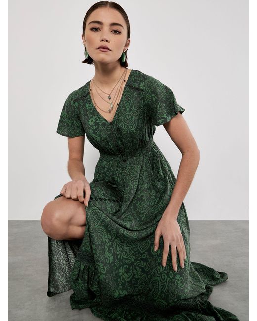 Apricot Dreamcatcher Print Maxi Dress in Green | Lyst Australia