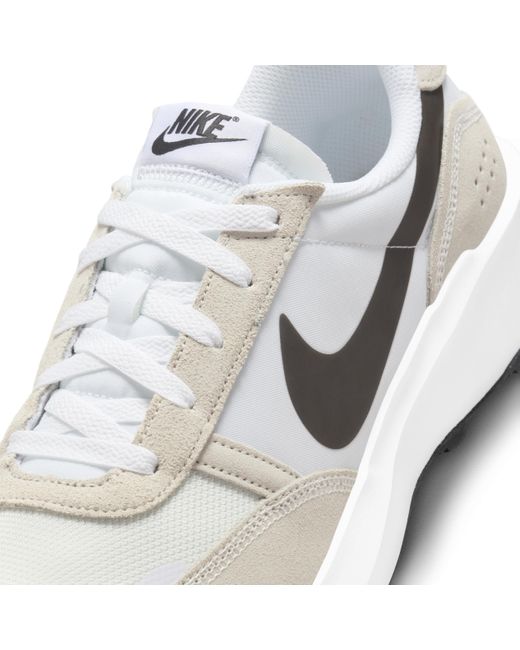 Nike White Waffle Nav Shoes for men