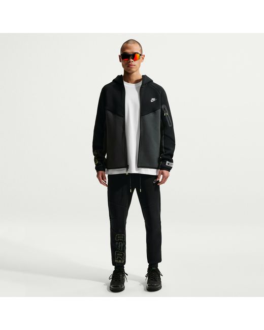 Nike Black Tech Fleece Full-Zip Windrunner Jacket for men
