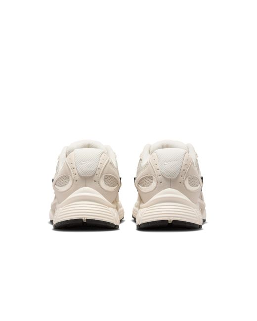 Nike White V5 Rnr Shoes