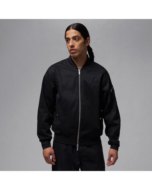 Nike Black Nike Essentials Renegade Lightweight Jacket for men