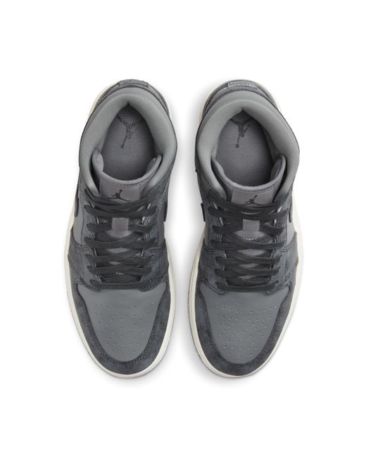 Scarpe da donna Air Jordan 1 Mid SE di Nike in Gray
