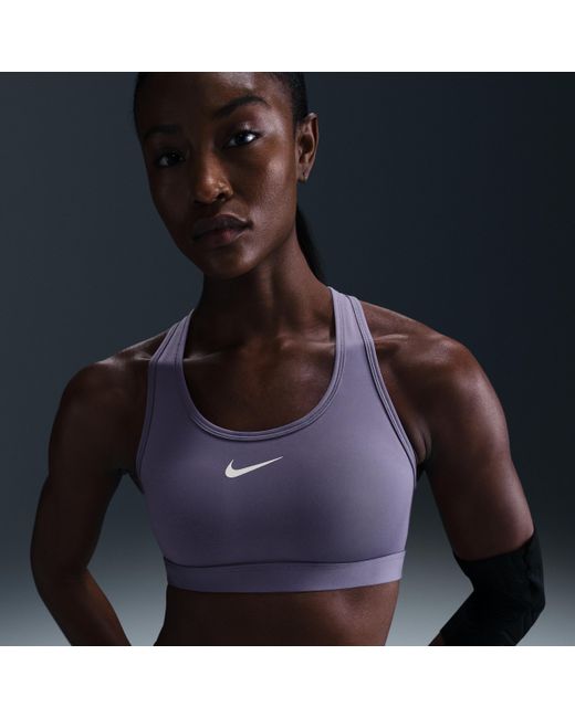 Brassière De Sport Rembourrée Swoosh À Maintien Normal Pour Femme Nike en coloris Pink