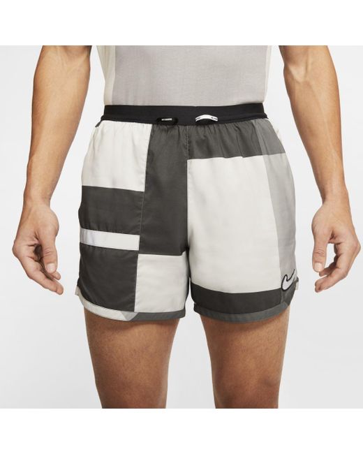 short nike flex stride wild run