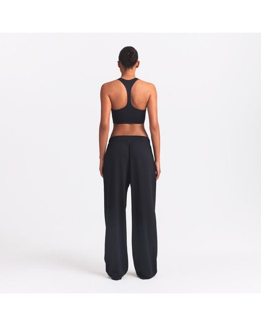 Nike Skims Airy Wide-Leg Pants in Black | Lyst