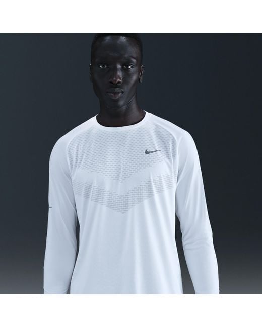 nike white long sleeve top