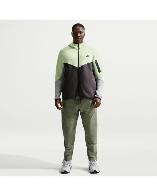 Nike Green Tech Dri-Fit Shori Knit Pants for men