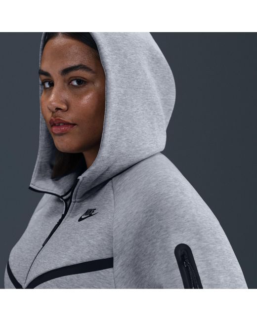 Felpa Con Cappuccio E Zip A Tutta Lunghezza Sportswear Tech Fleece Windrunner – Donna di Nike in Gray