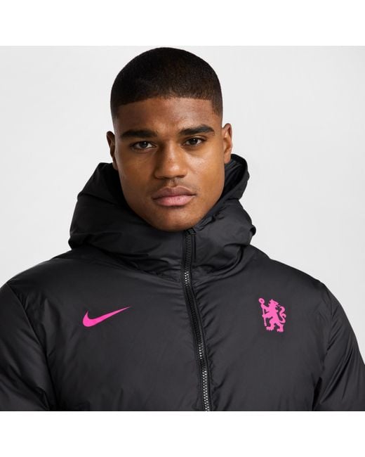 Nike Black Chelsea F.C. Strike Windrunner Primaloft Storm-Fit Football Hooded Parka for men
