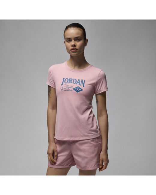 Nike Jordan T-shirt Met Graphic En Aansluitende Pasvorm in het Pink