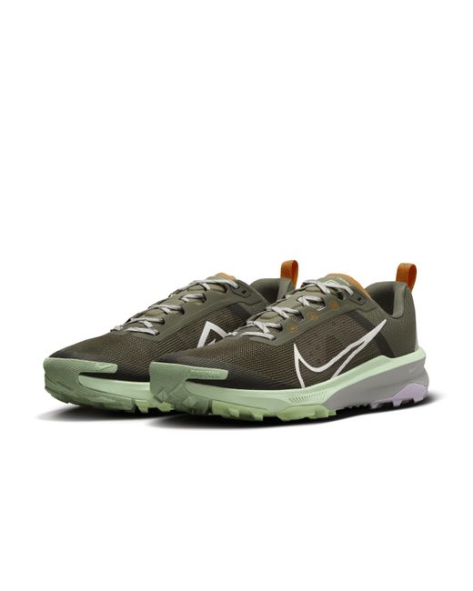 Nike Green Kiger 9 Trail Running Shoes for men