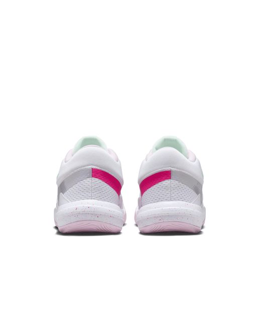 Nike White Hyperquick Se Volleyball Shoes for men