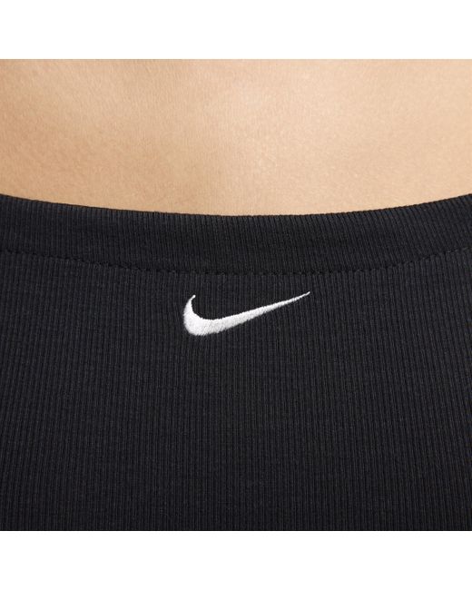 Abito cami aderente con mini-costine sportswear chill knit di Nike in Black